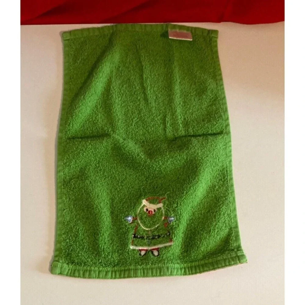 6 Christmas Finger Towel Set Embroidered Applique Holiday Winter Home Vintage